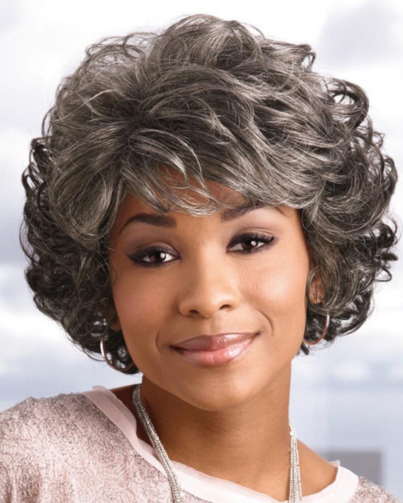Gorgeous Short Wig With Classic Layered Waves